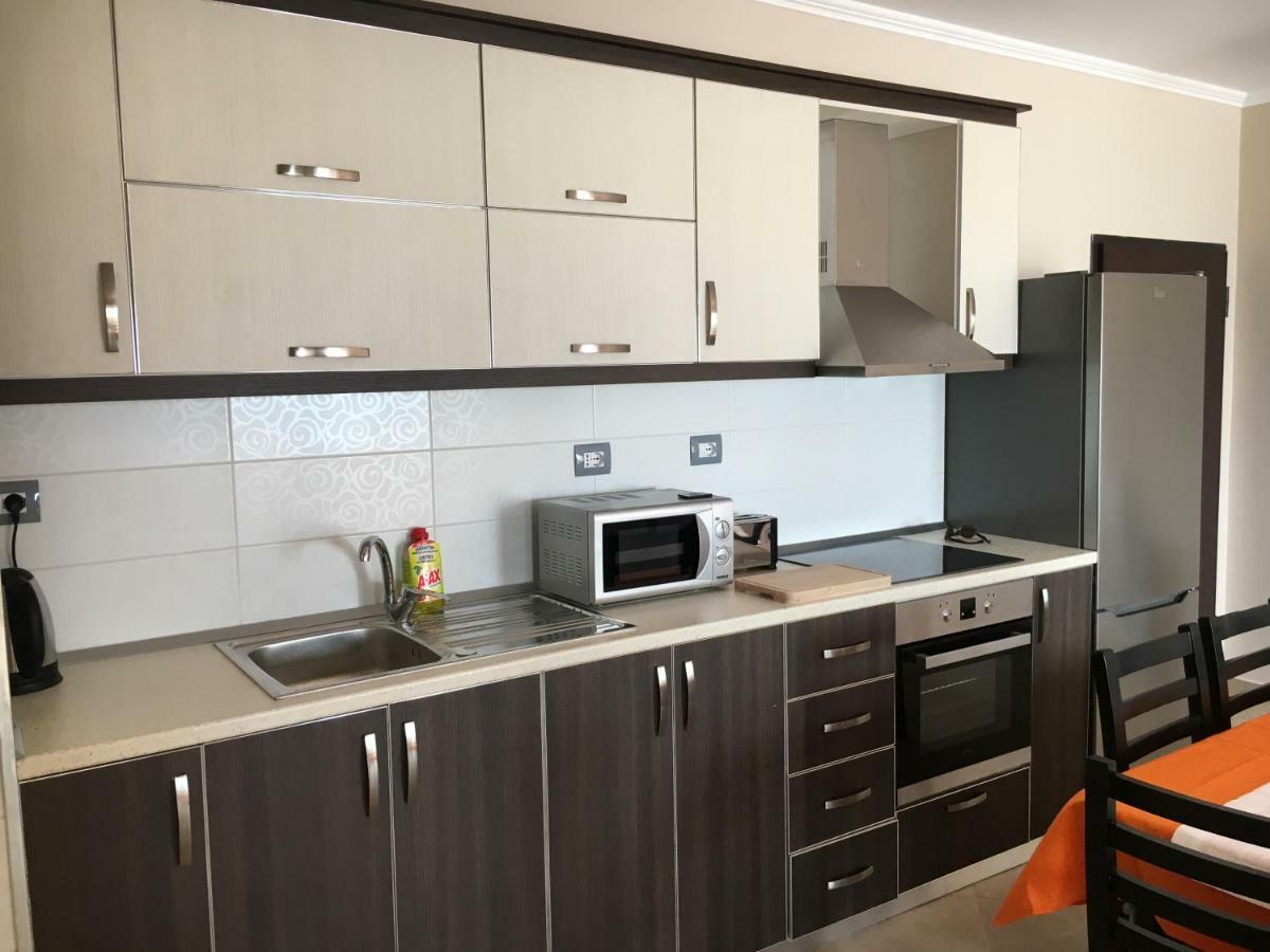 Sunny Beach Apartment Vlora Exteriör bild
