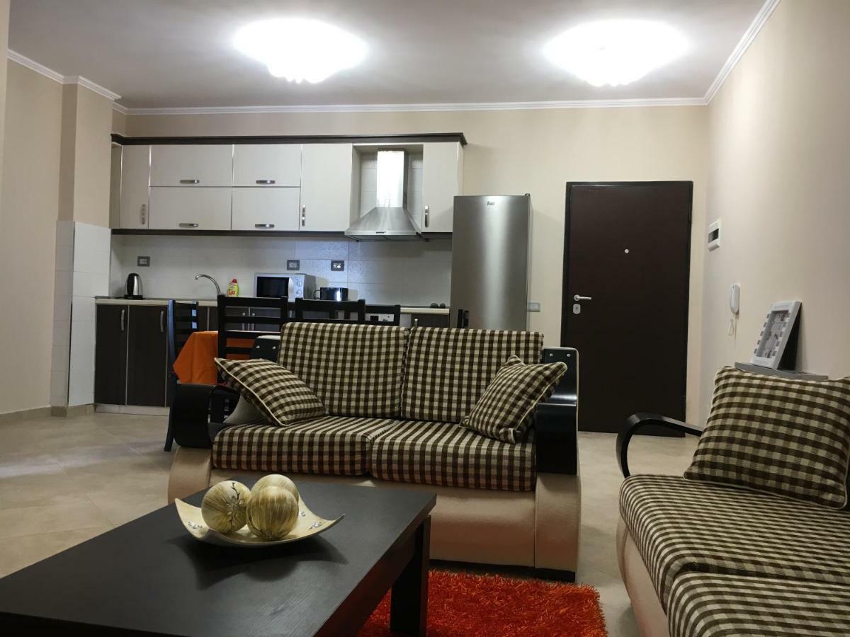 Sunny Beach Apartment Vlora Exteriör bild