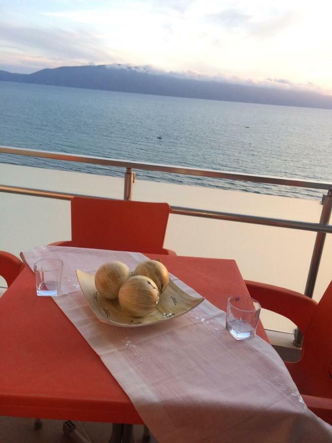 Sunny Beach Apartment Vlora Exteriör bild